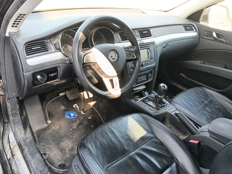 skoda superb ii station wagon (3t5) del año 2013