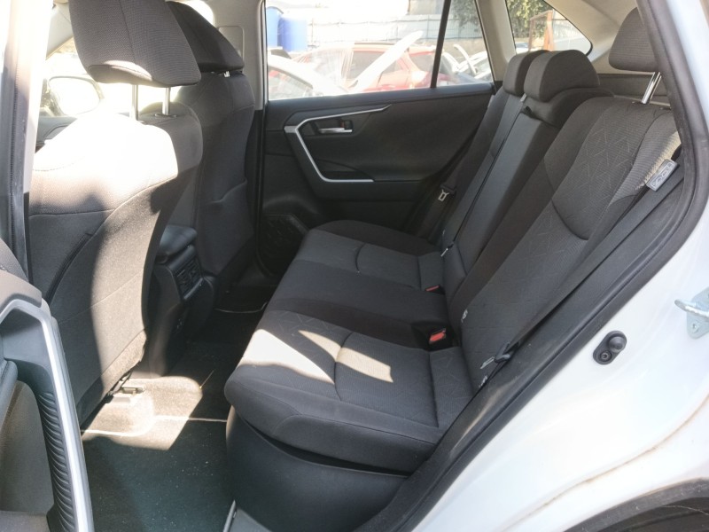 toyota rav 4 v (_a5_, _h5_) del año 2019