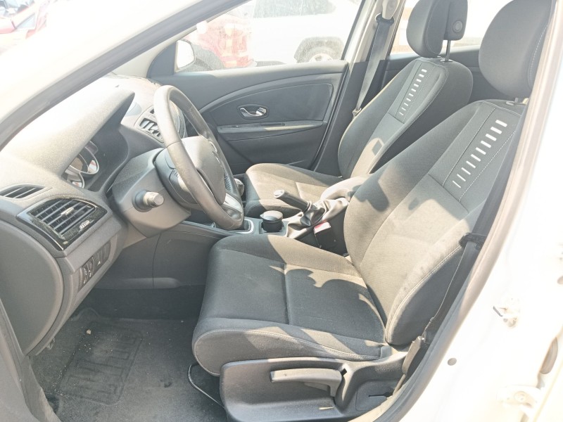 renault megane iii hatchback (bz0/1_, b3_) del año 2012