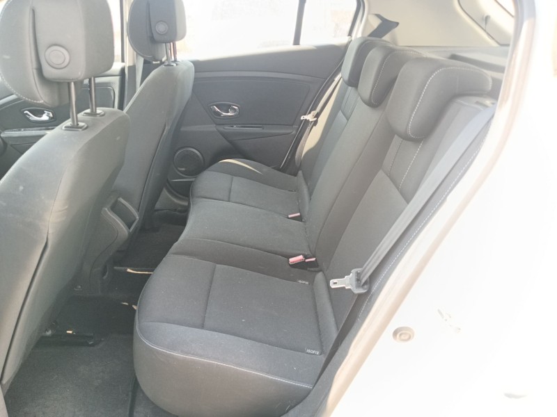 renault megane iii hatchback (bz0/1_, b3_) del año 2012