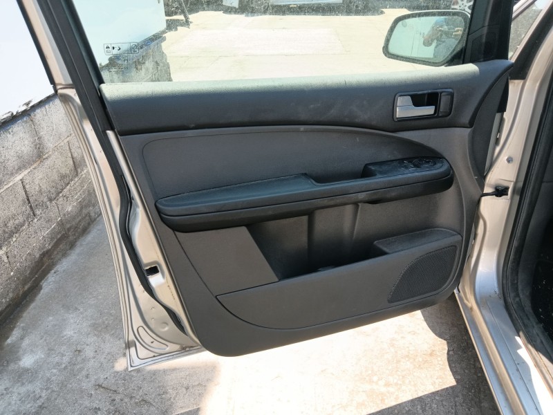 ford focus c-max (dm2) del año 2003