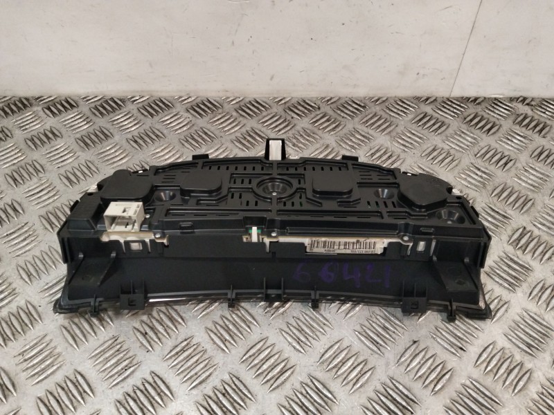 Recambio de cuadro instrumentos para opel vectra c (z02) 2.2 dti 16v (f69) referencia OEM IAM 88311337  