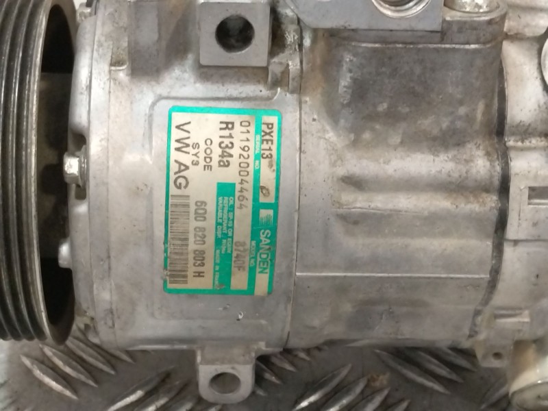 Recambio de compresor aire acondicionado para volkswagen polo iv (9n_, 9a_) 1.4 16v referencia OEM IAM 6Q0820803H  