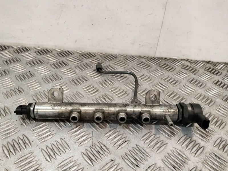 Recambio de rampa inyectora para opel vectra c (z02) 1.9 cdti (f69) referencia OEM IAM 55200251  