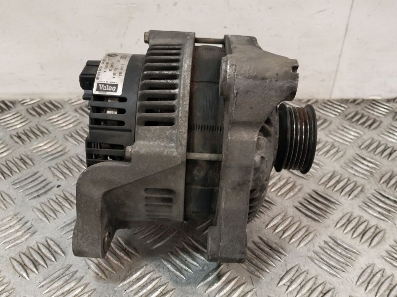 Recambio de alternador para bmw 3 (e46) 320 d referencia OEM IAM 2247389 2542251A 