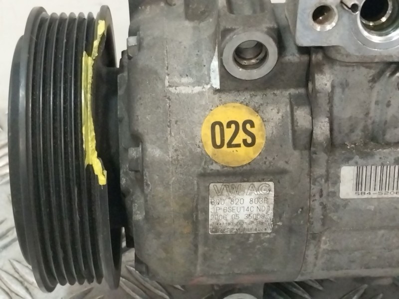 Recambio de compresor aire acondicionado para seat ibiza iii (6l1) 1.4 16v referencia OEM IAM 6Q0820803R  