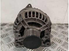 Recambio de alternador para renault master ii furgoneta (fd) 2.5 dci referencia OEM IAM 8200660022 0124525137 