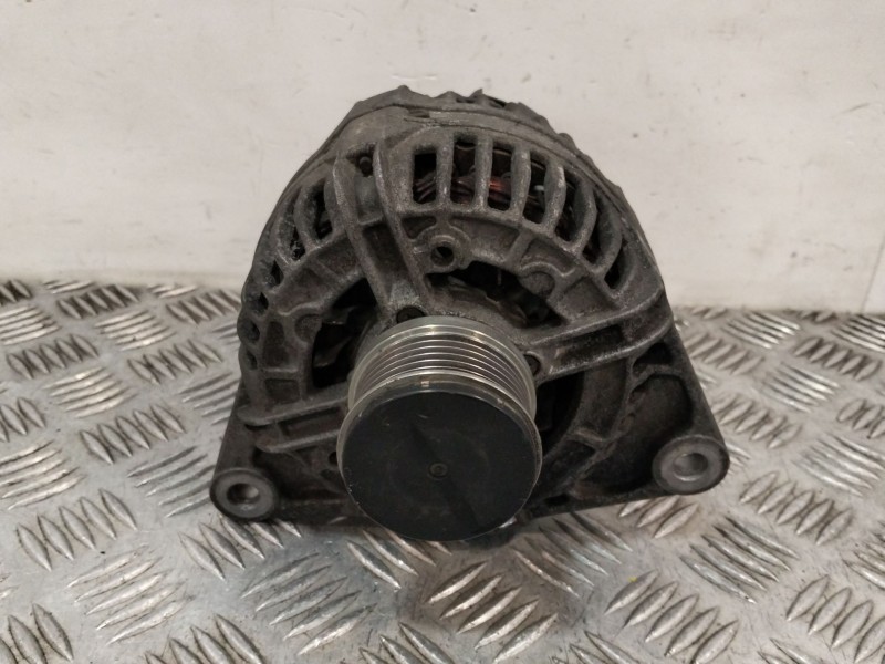 Recambio de alternador para iveco daily iii furgoneta 35 c 14 referencia OEM IAM 504057813  
