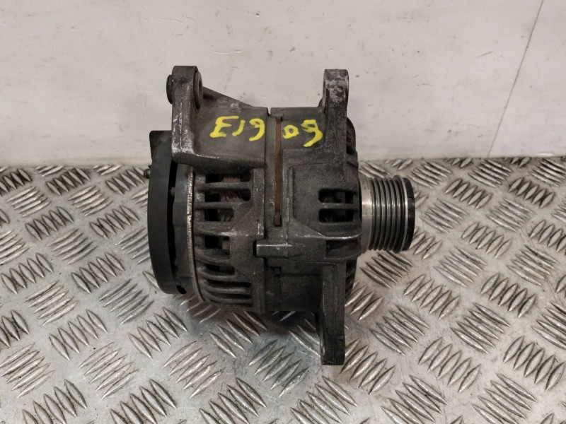 Recambio de alternador para iveco daily iii furgoneta 35 c 14 referencia OEM IAM 504057813  