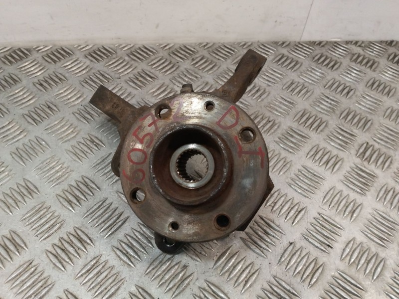Recambio de mangueta delantera izquierda para renault kangoo (kc0/1_) 1.5 dci referencia OEM IAM 8200150222  