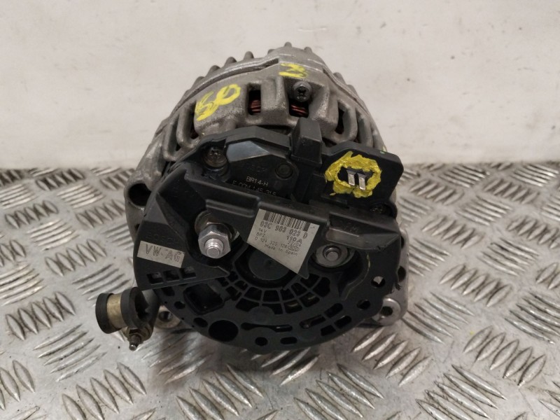 Recambio de alternador para volkswagen golf v (1k1) 1.6 fsi referencia OEM IAM 03C903023D  