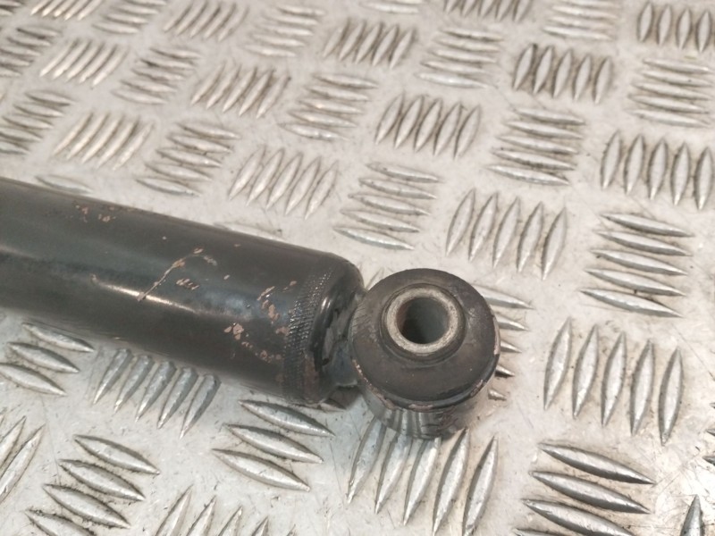 Recambio de amortiguador trasero para fiat nuova 500 (150) 1.2 cat referencia OEM IAM GB48136  