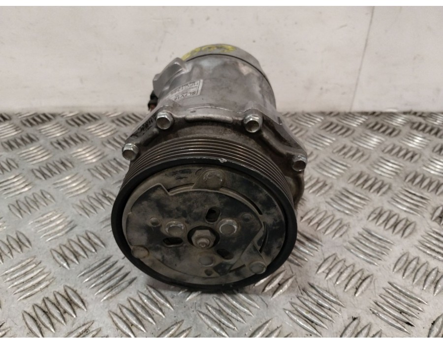 Recambio de compresor aire acondicionado para volkswagen golf iii (1h1) 1.9 tdi referencia OEM IAM SL7V16 DY7VA 