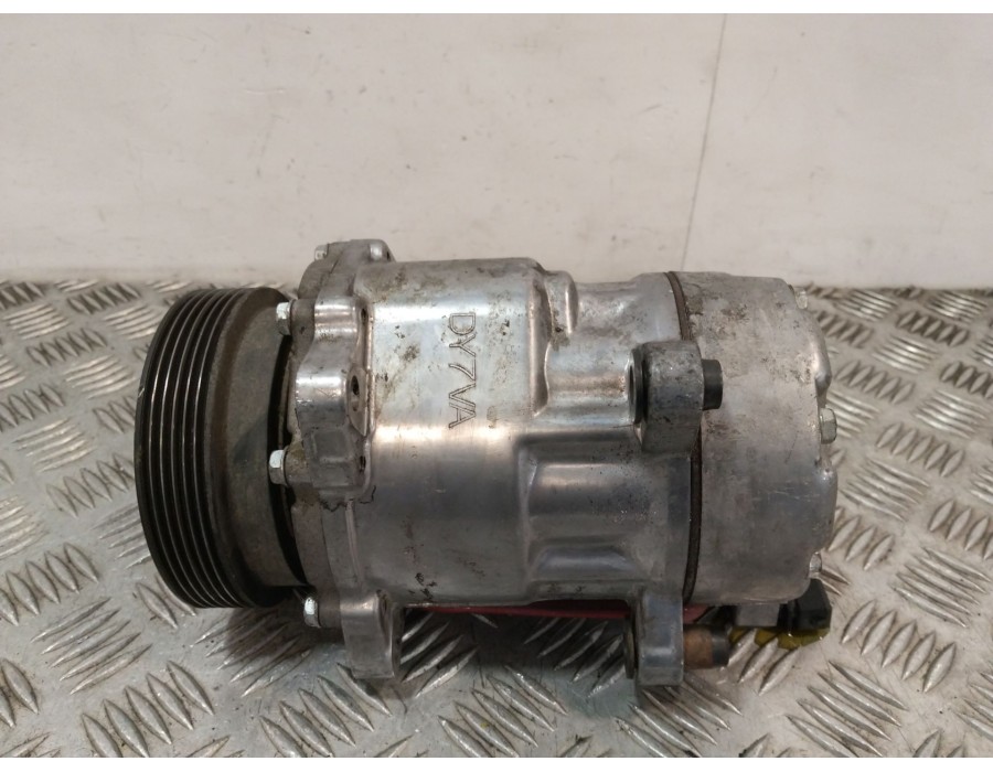 Recambio de compresor aire acondicionado para volkswagen golf iii (1h1) 1.9 tdi referencia OEM IAM SL7V16 DY7VA 