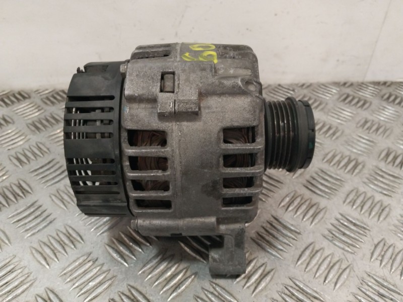Recambio de alternador para audi a6 c5 avant (4b5, 4b6) 1.8 t referencia OEM IAM 06B903016E  