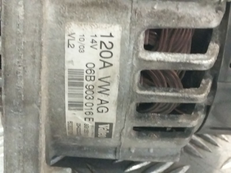 Recambio de alternador para audi a6 c5 avant (4b5, 4b6) 1.8 t referencia OEM IAM 06B903016E  