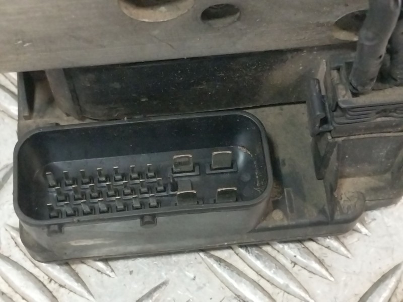 Recambio de abs para skoda octavia i combi (1u5) 1.9 tdi referencia OEM IAM 1J0614217F  