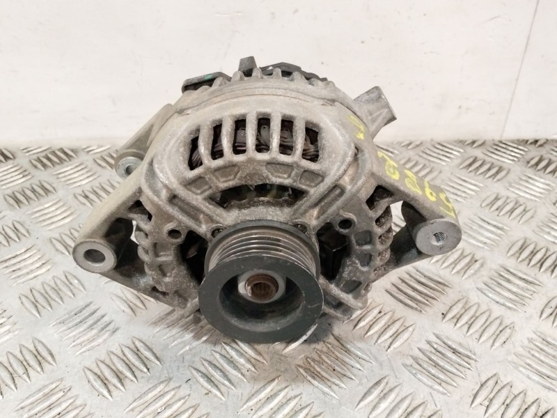 Recambio de alternador para opel astra h gtc (a04) 1.8 (l08) referencia OEM IAM 55556071 0124425025 
