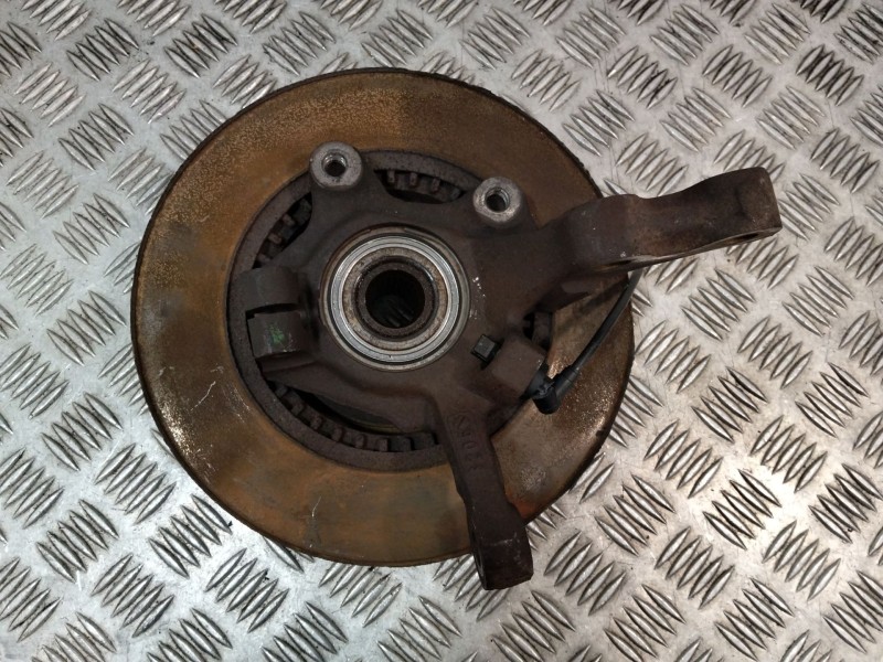 Recambio de mangueta delantera derecha para renault kangoo (kc0/1_) 1.5 dci referencia OEM IAM 8200150223  