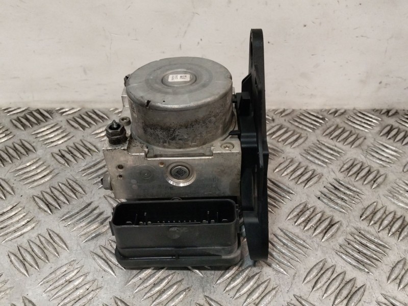 Recambio de abs para audi a3 sportback (8va, 8vf) 2.0 tdi referencia OEM IAM 5Q0614517BJ  