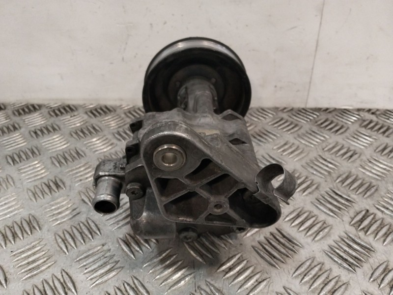 Recambio de bomba direccion para bmw x5 (e70) xdrive 30 d referencia OEM IAM 679646203  