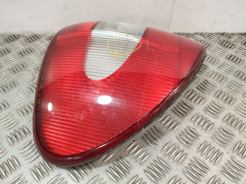 Recambio de piloto trasero izquierdo para chrysler voyager iv (rg, rs) 2.5 crd referencia OEM IAM 153671  