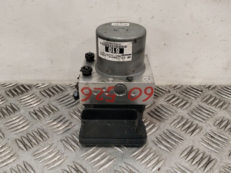 Recambio de abs para kia carens iv 1.7 crdi referencia OEM IAM 58910A4810  
