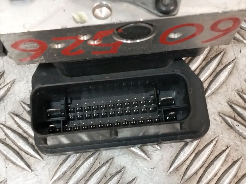 Recambio de abs para kia carens iv 1.7 crdi referencia OEM IAM 58910A4810  