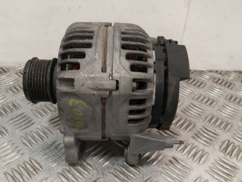 Recambio de alternador para audi tt (8n3/8n9) 1.8 20v turbo referencia OEM IAM 028903028E  