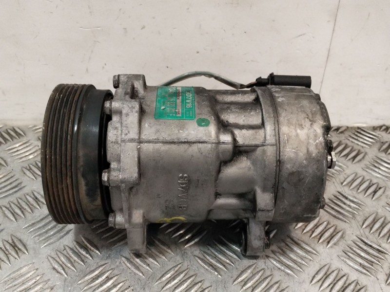 Recambio de compresor aire acondicionado para audi tt (8n3/8n9) 1.8 20v turbo referencia OEM IAM 1J0820803F  