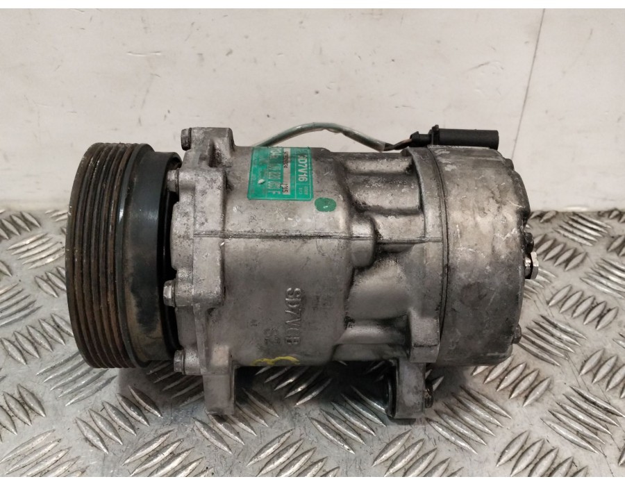 Recambio de compresor aire acondicionado para audi tt (8n3/8n9) 1.8 20v turbo referencia OEM IAM 1J0820803F  