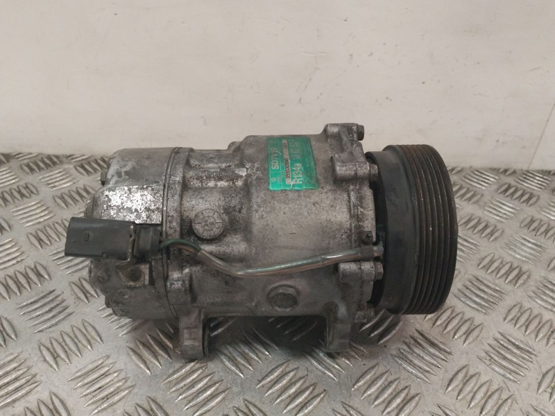 Recambio de compresor aire acondicionado para volkswagen golf iv (1j1) 1.9 tdi 4motion referencia OEM IAM 1J0820803F  