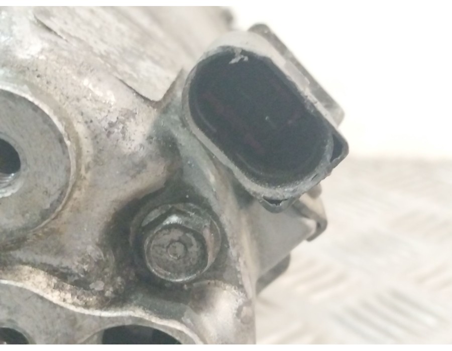 Recambio de compresor aire acondicionado para volkswagen golf iv (1j1) 1.9 tdi 4motion referencia OEM IAM 1J0820803F  