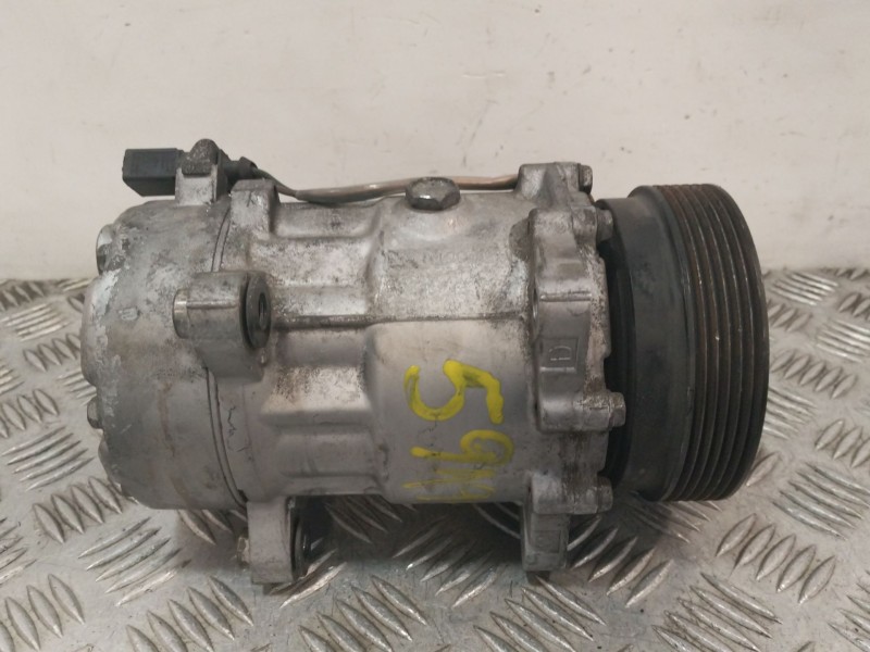 Recambio de compresor aire acondicionado para volkswagen golf iv (1j1) 1.9 tdi 4motion referencia OEM IAM 1J0820803F  