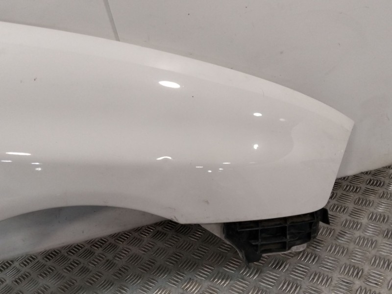 Recambio de aleta delantera derecha para seat ibiza iii (6l1) 1.4 16v referencia OEM IAM   
