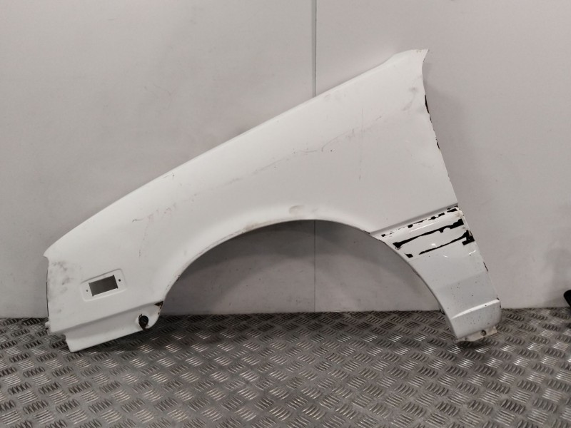 Recambio de aleta delantera derecha para suzuki swift gti referencia OEM IAM   