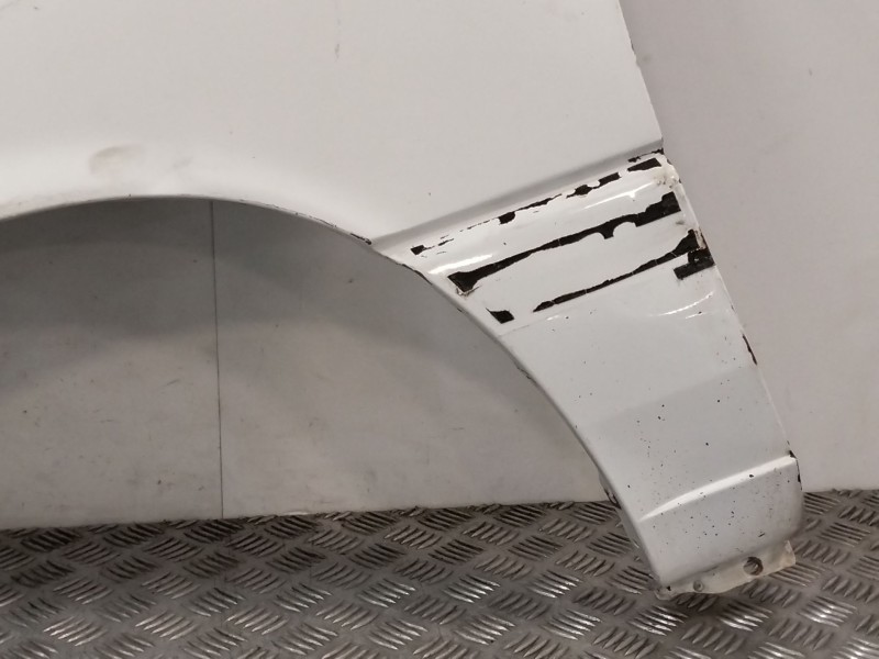 Recambio de aleta delantera derecha para suzuki swift gti referencia OEM IAM   