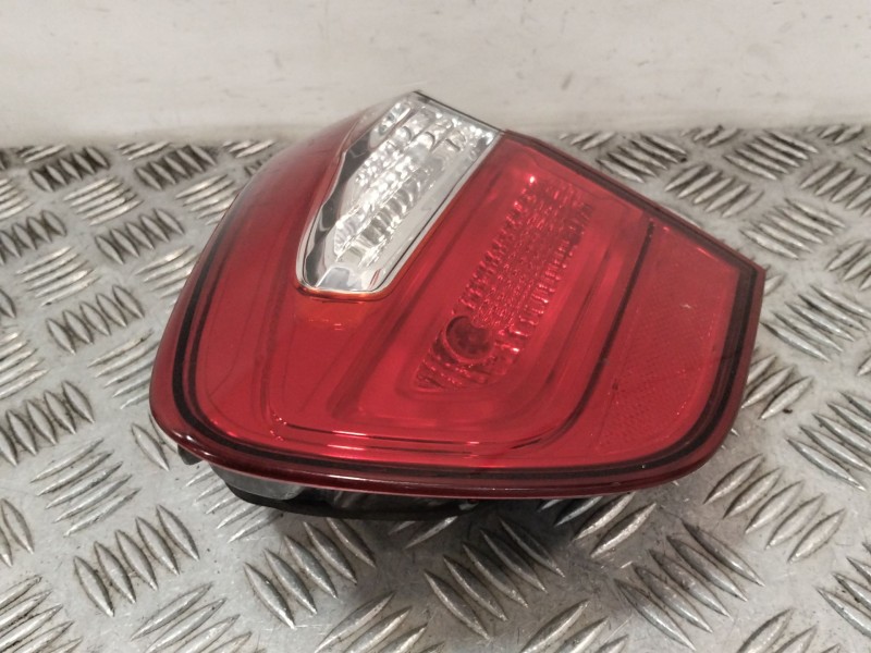 Recambio de piloto trasero derecho interior para kia rio iii (ub) 1.2 cvvt referencia OEM IAM 924041W2  