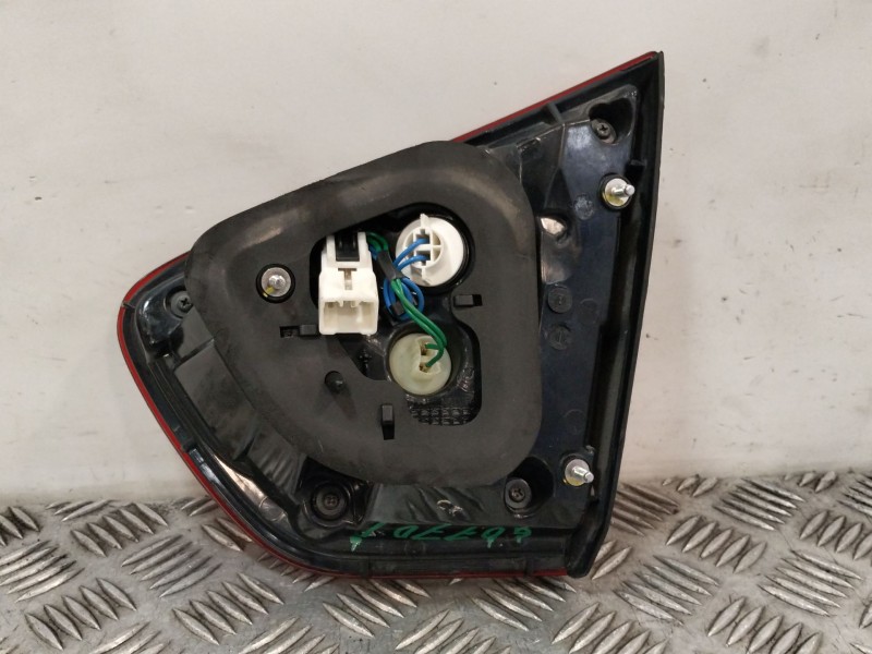 Recambio de piloto trasero izquierdo interior para kia rio iii (ub) 1.2 cvvt referencia OEM IAM 924031W2  