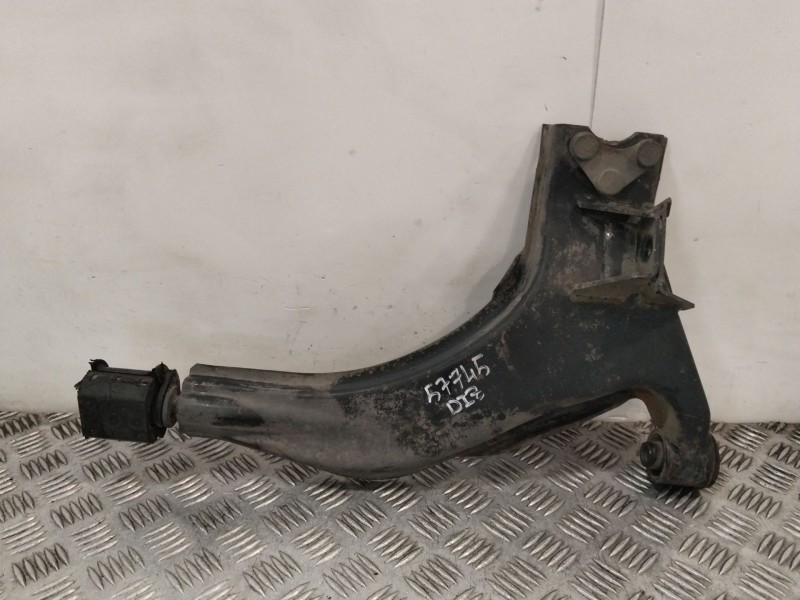 Recambio de brazo suspension inferior delantero izquierdo para nissan serena (c23m) referencia OEM IAM   
