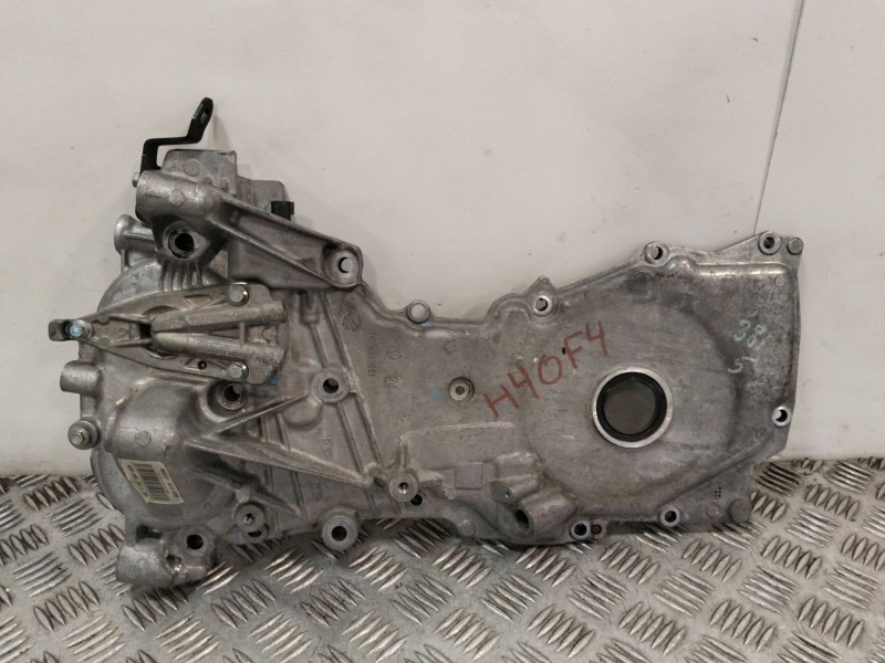 Recambio de tapa distribucion para dacia sandero ii 1.0 tce 90 gpf referencia OEM IAM 135026062R  