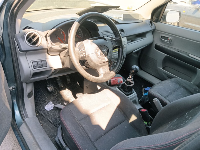 mazda 2 (dy) del año 2003