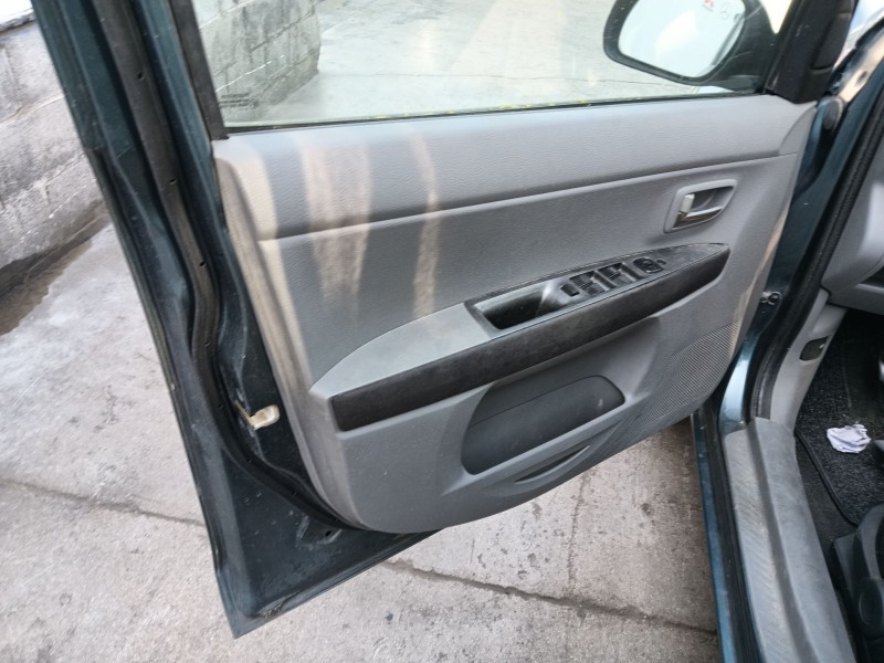 mazda 2 (dy) del año 2003