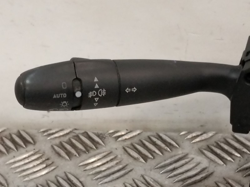 Recambio de mando multifuncion para peugeot 307 sw (3h) 2.0 hdi 135 referencia OEM IAM 96628726XT  