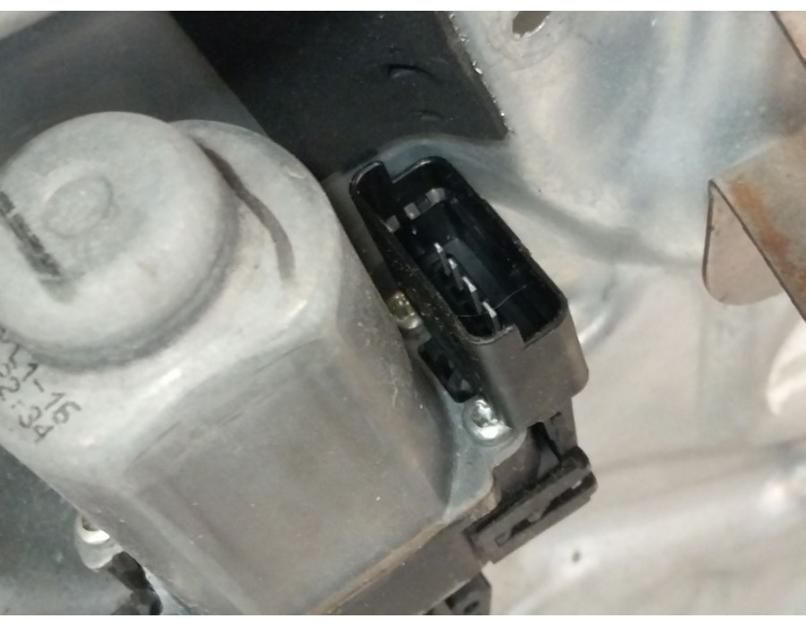 Recambio de elevalunas delantero derecho para nissan qashqai i +2 (jj10 variante d02) 2.0 referencia OEM IAM FC685  