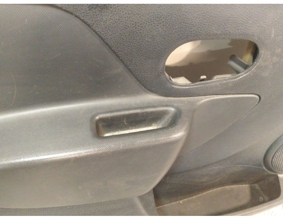 Recambio de guarnecido puerta delantera izquierda para dacia sandero ii (b8_) tce 90 lpg (b8m1) referencia OEM IAM 809095859R  