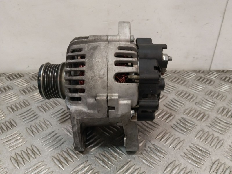 Recambio de alternador para renault clio ii (bb_, cb_) 1.5 dci (b/cb3m) referencia OEM IAM 575593110004  