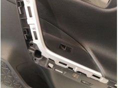 Recambio de guarnecido puerta trasera derecha para toyota rav 4 v (_a5_, _h5_) 2.0 (mxaa52) referencia OEM IAM 67613X1B18   2
