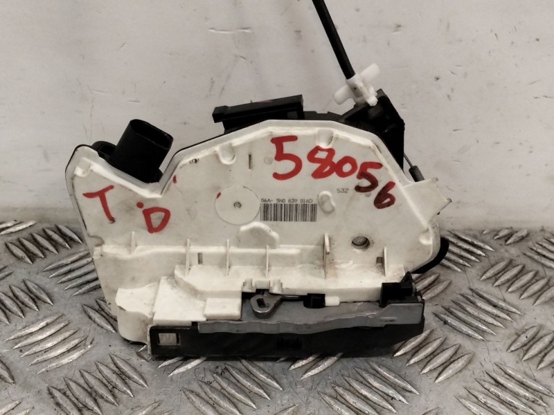 Recambio de cerradura puerta trasera derecha para skoda fabia (5j2 ) referencia OEM IAM 5N0939016D  