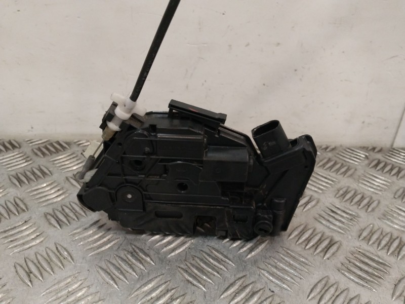 Recambio de cerradura puerta trasera derecha para skoda fabia (5j2 ) referencia OEM IAM 5N0939016D  